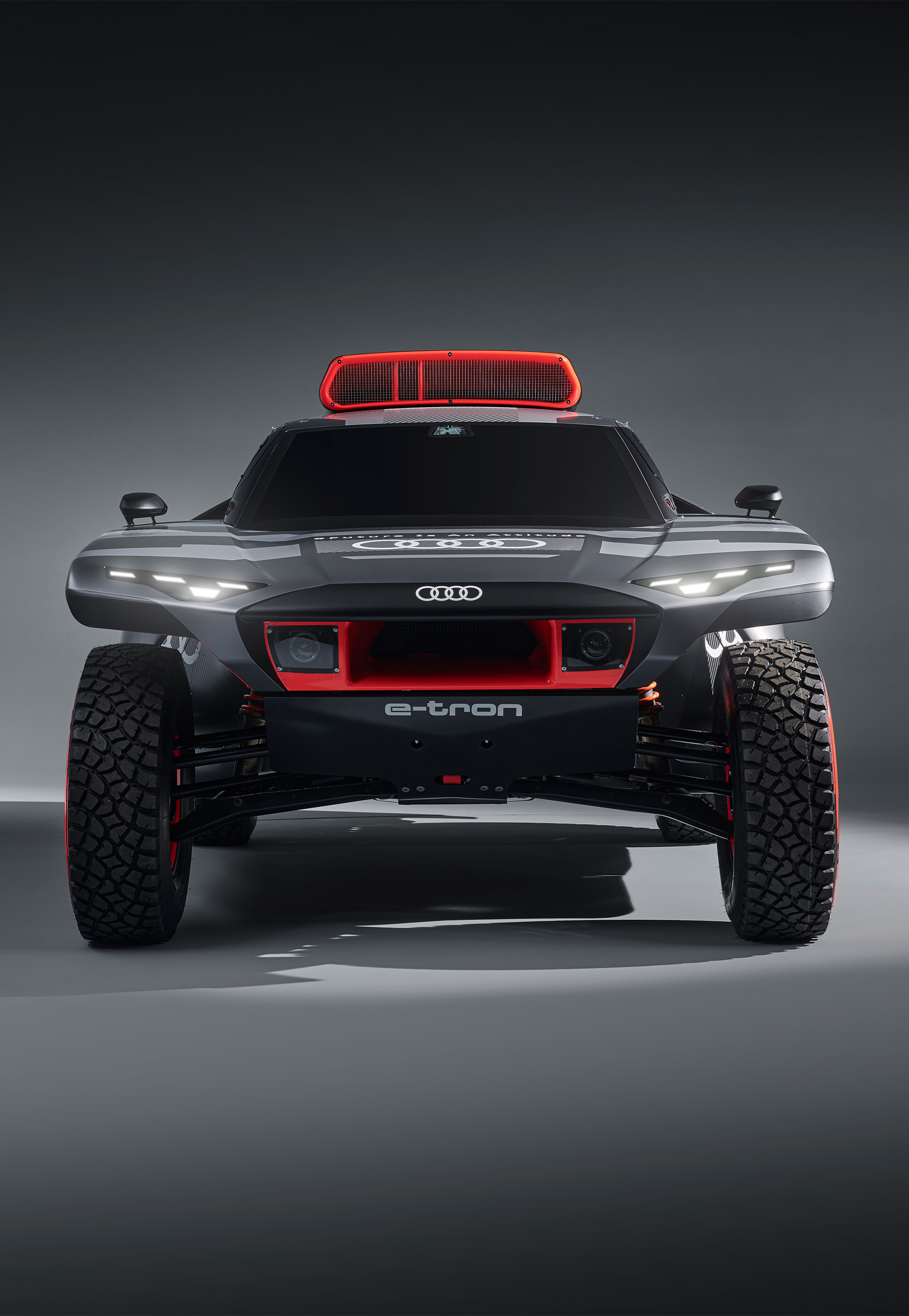Audi gebruikt de Dakar Rally om nieuwe technologieën te testen voor mogelijk toekomstig gebruik in seriemodellen.