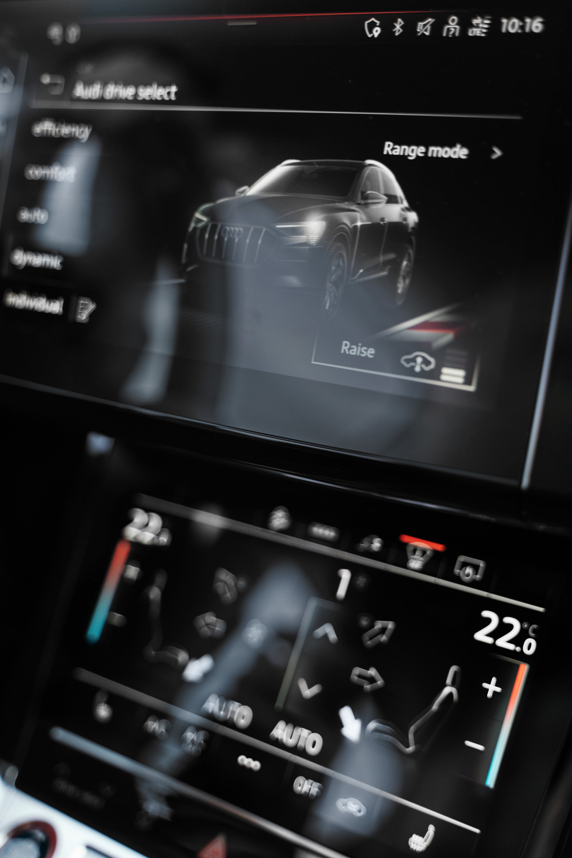 Audi drive select in de Audi SQ8 Sportback e-tron
