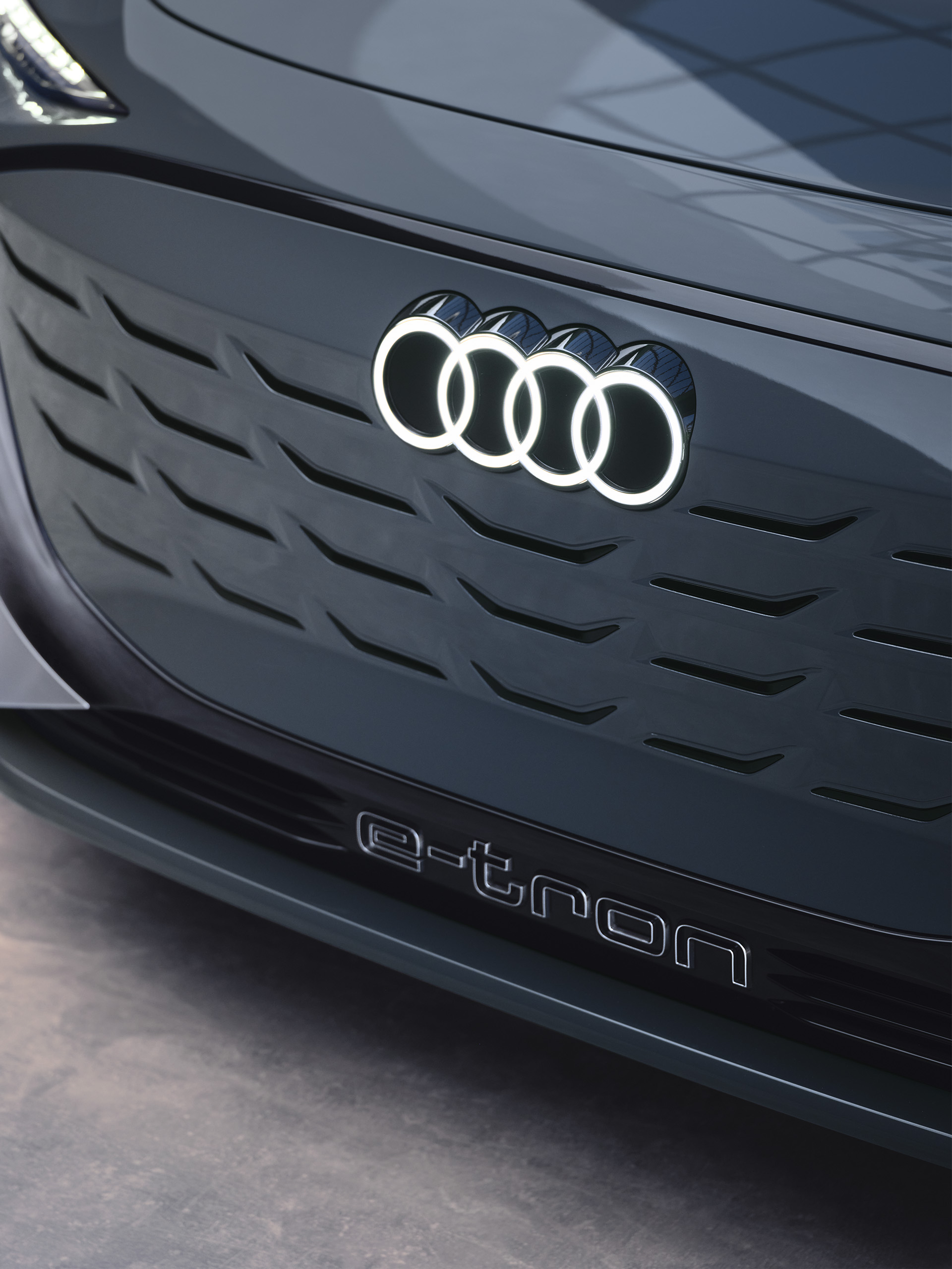 Singleframe Audi A6 Avant e-tron concept